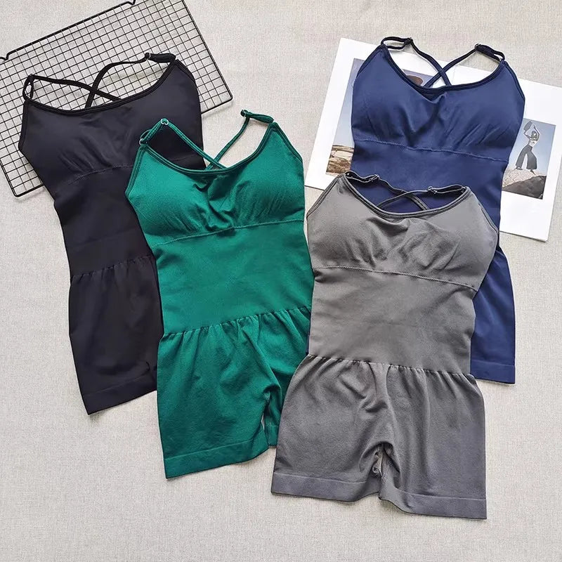 Conjunto deportivo de una pieza para mujer