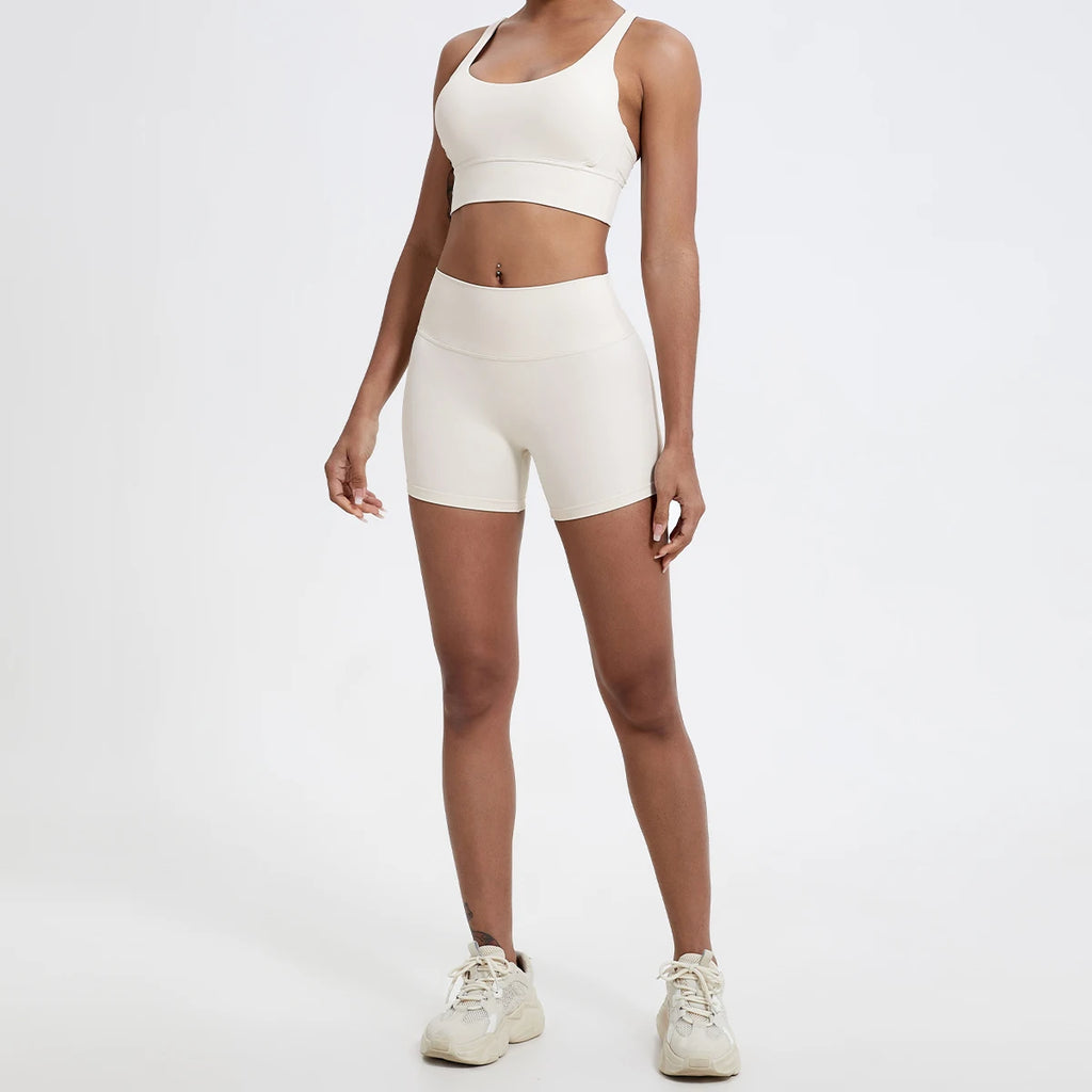 Short Deportivo de Mujer Titan Fit — Tiro Alto, Ajuste Favorecedor y Libertad de Movimiento