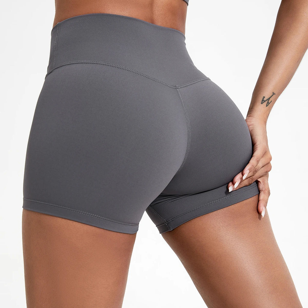 Short Deportivo de Mujer Titan Fit — Tiro Alto, Ajuste Favorecedor y Libertad de Movimiento