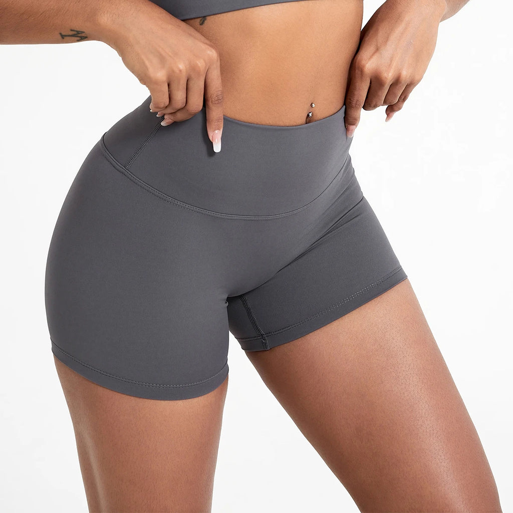 Short Deportivo de Mujer Titan Fit — Tiro Alto, Ajuste Favorecedor y Libertad de Movimiento