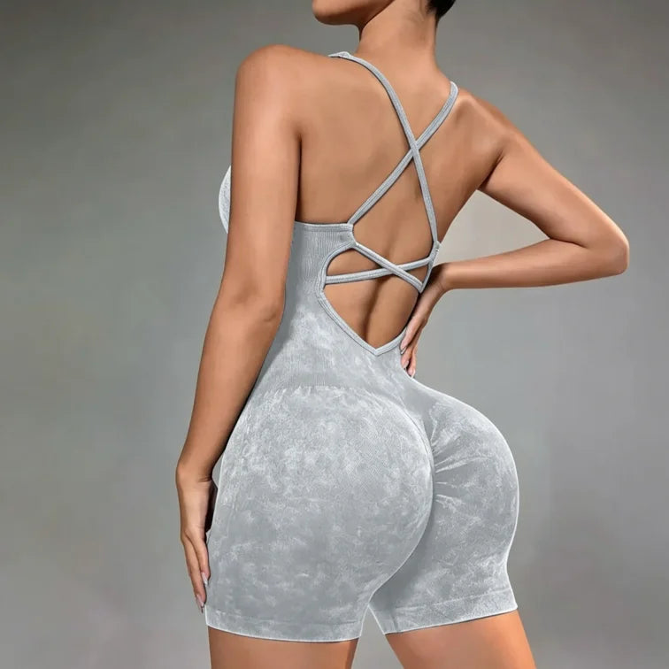 Jumpsuit Deportivo Titan Fit para Mujer — Diseño Sin Costuras, Espalda Cruzada y Ajuste Favorecedor