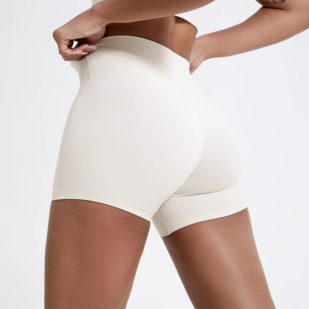 Short Deportivo de Mujer Titan Fit — Tiro Alto, Ajuste Favorecedor y Libertad de Movimiento
