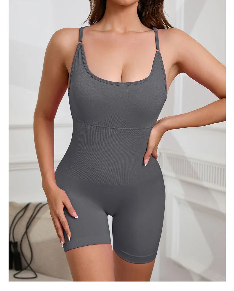 Conjunto deportivo de una pieza para mujer