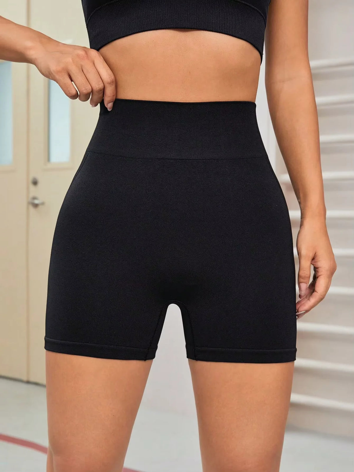 Shorts Deportivos para Mujer – Cintura Alta y Diseño Fitness