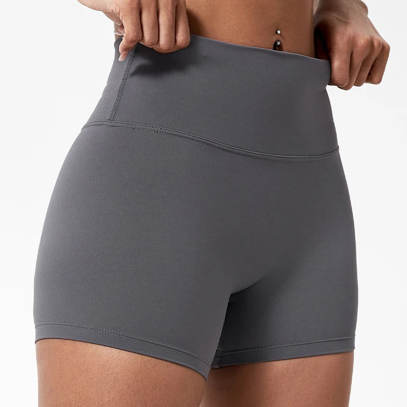 Short Deportivo de Mujer Titan Fit — Tiro Alto, Ajuste Favorecedor y Libertad de Movimiento